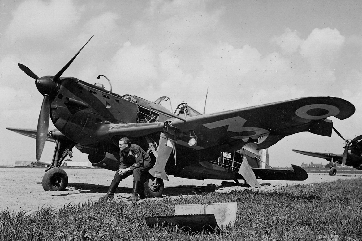 Carousel TYPE 10 Officer